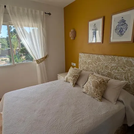 Carolina Villa *